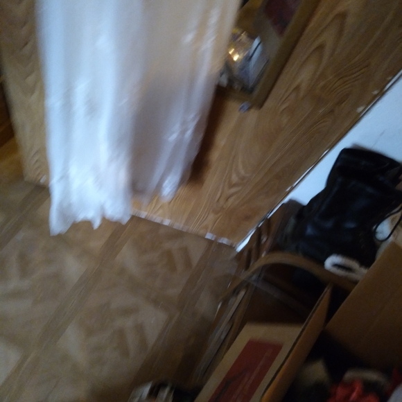 White lace dress - Picture 3 of 3